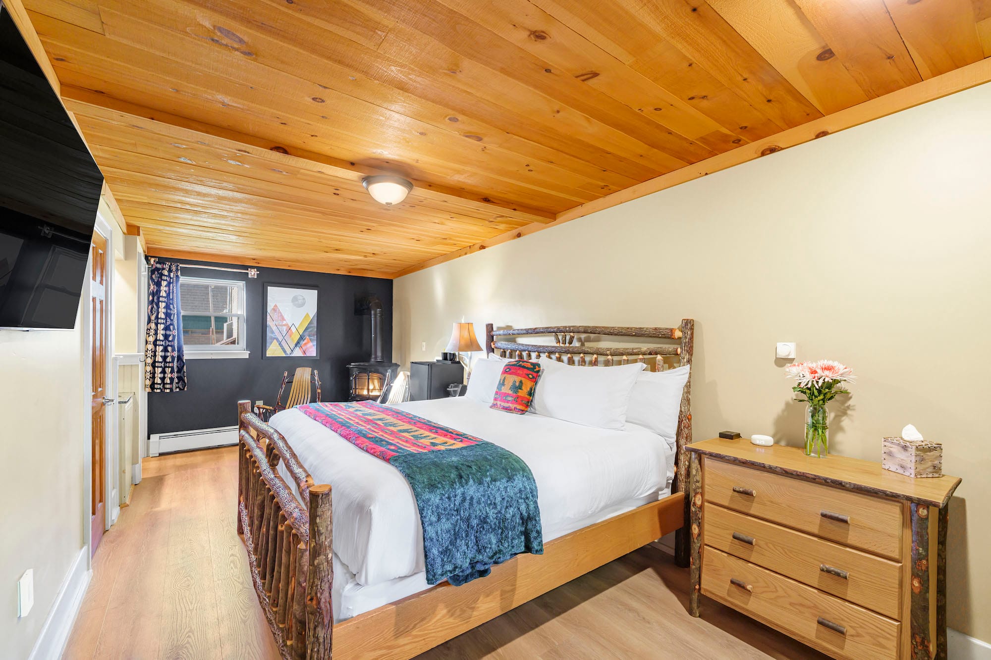 00011 Alpine Lodge September 2024