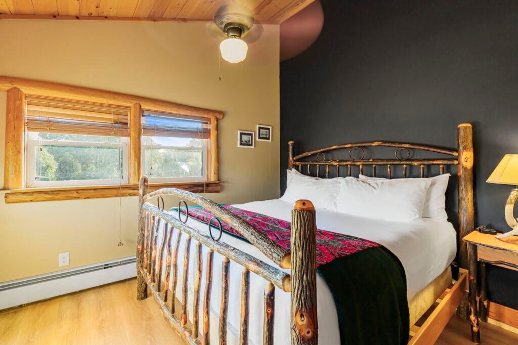 00036 Alpine Lodge September 2024